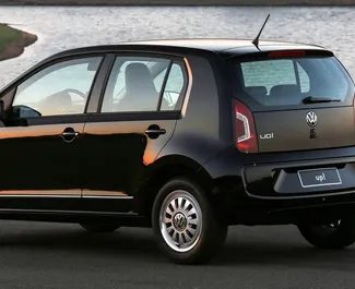 Kiralık bir Volkswagen Up Girit'te, Yunanistan ön görünümü ✓ Araç #4005. ✓ Manuel TM ✓ 0 yorumlar.