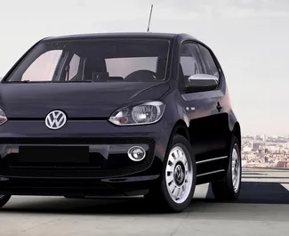 Volkswagen Up 租赁。在 在希腊 出租的 经济 汽车 ✓ Without Deposit ✓ 提供 TPL, FDW, Passengers, Theft 保险选项。