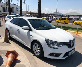 Bilutleie av Renault Megane Sedan 2018 i i Tyrkia, inkluderer ✓ Bensin drivstoff og 115 hestekrefter ➤ Starter fra 30 USD per dag.