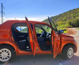 Suzuki Ignis 2019 διαθέσιμο για ενοικίαση στην Μπούντβα, με όριο χιλιομέτρων απεριόριστο.