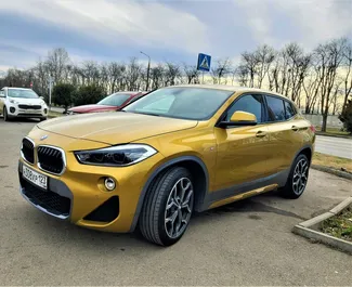 BMW X2 vuokraus. Mukavuus, Premium, Crossover auto vuokrattavana Venäjällä ✓ Vakuusmaksu 25000 RUB ✓ Vakuutusvaihtoehdot: TPL, CDW, Ulkomailla.