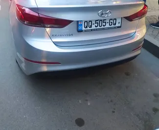 Hyundai Elantra 2017 automašīnas noma Gruzijā, iezīmes ✓ Benzīns degviela un 180 zirgspēki ➤ Sākot no 135 GEL dienā.