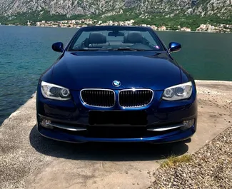 BMW 3-series Cabrio kiralama. Konfor, Premium, Cabrio Türünde Araç Kiralama Karadağ'da ✓ Depozito 400 EUR ✓ TPL, CDW, SCDW, Hırsızlık, Yurtdışı sigorta seçenekleri.