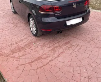Прокат машини Volkswagen Golf Cabrio #4273 (Автомат) у Бечічі, з двигуном 1,4л. Бензин ➤ Безпосередньо від Філіп у Чорногорії.
