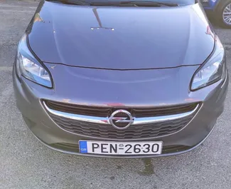 Vista frontal de um aluguel Opel Corsa em Creta, Grécia ✓ Carro #1554. ✓ Transmissão Manual TM ✓ 0 avaliações.
