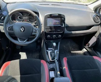 Pronájem Renault Clio Grandtour. Auto typu Ekonomická, Komfort k pronájmu ve Slovinsku ✓ Vklad 100 EUR ✓ Možnosti pojištění: TPL.