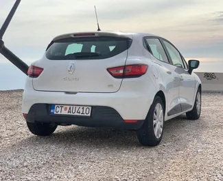 Verhuur Renault Clio 4. Economy Auto te huur in Montenegro ✓ Borg van Zonder Borg ✓ Verzekeringsmogelijkheden TPL, CDW, SCDW, Passagiers, Diefstal, Buitenland.