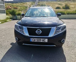 Wypożyczalnia Nissan Pathfinder w Tbilisi, Gruzja ✓ Nr 2189. ✓ Skrzynia Automatyczna ✓ Opinii: 0.