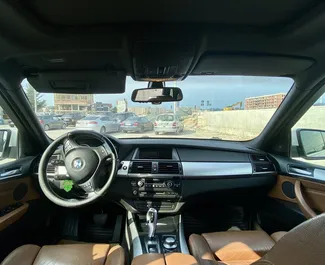 BMW X5 2010 auto rentimine Albaanias, sisaldab ✓ Diisel kütust ja 280 hobujõudu ➤ Alates 71 EUR päevas.