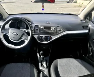 Kia Picanto 2017 location de voiture en Géorgie, avec ✓ Essence carburant et 70 chevaux ➤ À partir de 66 GEL par jour.