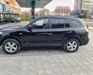 Hyundai Santa Fe 2009 tillgänglig för uthyrning i Tirana, med en körsträckegräns på 250 km/dag.