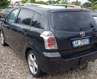 Automašīnas noma Toyota Corolla Verso #4511 ar Rokasgrāmata pārnesumu kārbu Tirānā, aprīkots ar 2,2L dzinēju ➤ No Ilir Albānijā.