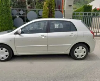 Ενοικίαση αυτοκινήτου Toyota Corolla 2007 στην Αλβανία, περιλαμβάνει ✓ καύσιμο Ντίζελ και 97 ίππους ➤ Από 22 EUR ανά ημέρα.