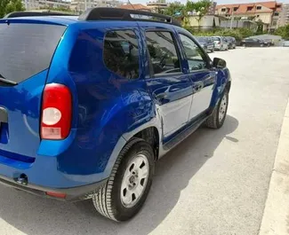 Dacia Duster nuoma. Ekonomiškas, Komfortiškas, Krosas automobilis nuomai Albanijoje ✓ Depozitas 100 EUR ✓ Draudimo pasirinkimai: TPL, CDW, SCDW, FDW, Vagystė.