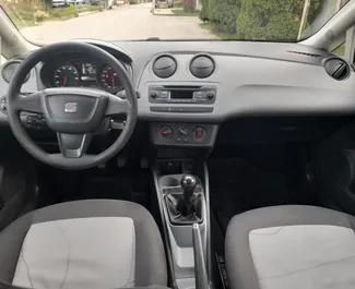 租车 Seat Ibiza #4618 Manual 在 在地拉那，配备 1.4L 发动机 ➤ 来自 阿图尔 在阿尔巴尼亚。