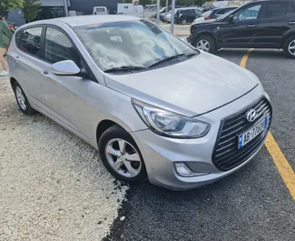 واجهة أمامية لسيارة إيجار Hyundai Accent في في تيرانا, ألبانيا ✓ رقم السيارة 4545. ✓ ناقل حركة أوتوماتيكي ✓ تقييمات 0.