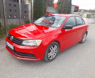 Auto rentimine Volkswagen Jetta #5006 Automaatne Tiranas, varustatud 2,0L mootoriga ➤ Arturlt Albaanias.