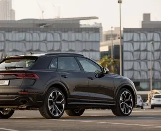 Automobilio nuoma Audi Q8 #4926 su Automatinis pavarų dėže Dubajuje, aprūpintas 3,0L varikliu ➤ Iš Šešanas JAE.