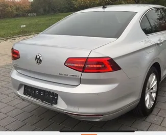 Volkswagen Passat 2017 disponibile per il noleggio a Rafailovici, con limite di chilometraggio di illimitato.