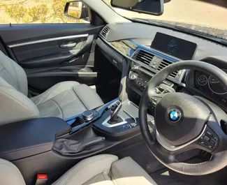 BMW 320d udlejning. Komfort, Premium Bil til udlejning på Cypern ✓ Uden depositum ✓ TPL, CDW, SCDW forsikringsmuligheder.