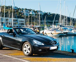 Mercedes-Benz SLK Cabrio vuokraus. Mukavuus, Ylellisyys, Cabrio auto vuokrattavana Espanjassa ✓ Vakuusmaksu 800 EUR ✓ Vakuutusvaihtoehdot: TPL, SCDW.