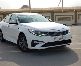 두바이에서, 아랍에미리트에서 대여하는 Kia Optima의 전면 뷰 ✓ 차량 번호#4958. ✓ 자동 변속기 ✓ 0 리뷰.
