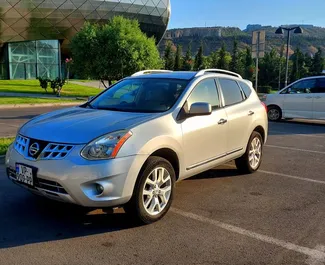 Двигун Бензин 2,5 л. - Орендуйте Nissan Rogue у Тбілісі.