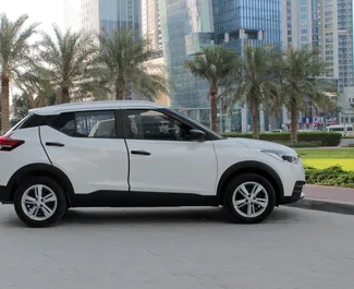 Automobilio nuoma Nissan Kicks #4871 su Automatinis pavarų dėže Dubajuje, aprūpintas 1,6L varikliu ➤ Iš Ahme JAE.