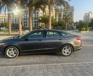 Biludlejning Ford Fusion Sedan #4866 Automatisk i Dubai, udstyret med 2,5L motor ➤ Fra Ahme i De Forenede Arabiske Emirater.