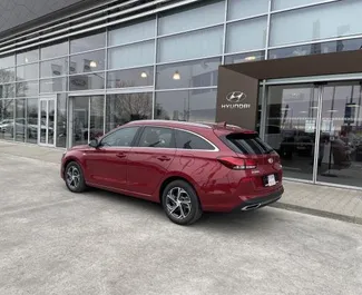 슬로바키아에서에서 대여하는 Hyundai i30 Combi 2022 차량, 특징: ✓하이브리드 연료 및 160마력 ➤ 하루 44 EUR부터 시작.