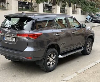 Toyota Fortuner 2019 araç kiralama Gürcistan'da, ✓ Benzin yakıt ve  beygir gücü özellikleriyle ➤ Günde başlayan fiyatlarla 253 GEL.