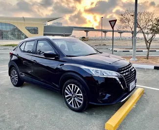 محرك البنزين بسعة 1,6 لتر لسيارة Nissan Kicks 2021 للإيجار في في دبي.