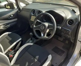 Nissan Note 2020 için kiralık Benzin 1,3L motor, Limasol'da.