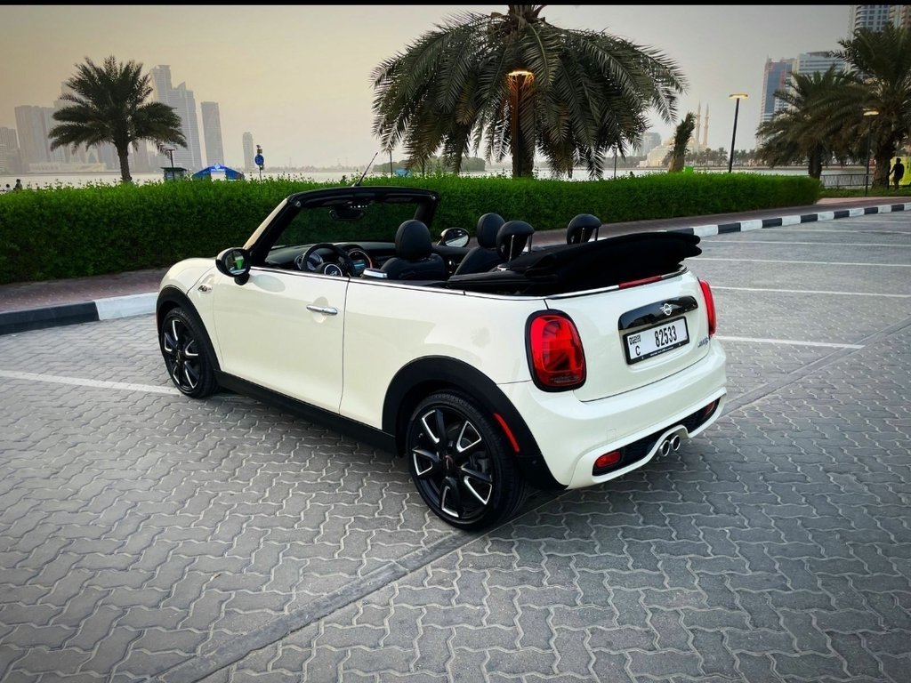 Mini Cooper S Rental in Dubai, UAE TakeCars.com
