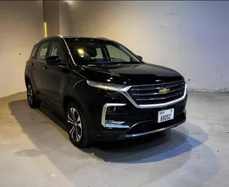 Chevrolet Captiva - автомобіль категорії Комфорт, Кросовер напрокат в ОАЕ ✓ Депозит у розмірі 3000 AED ✓ Страхування: ОСЦПВ.