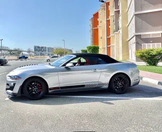 Motor Benzín 2,3L Ford Mustang Cabrio 2020 na prenájom v v Dubaji.