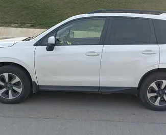 Subaru Forester 2017 için kiralık Benzin 2,5L motor, Tiflis'te.