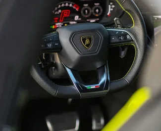 Lamborghini Urus nuoma. Premium, Prabangus, Krosas automobilis nuomai JAE ✓ Depozitas 1500 AED ✓ Draudimo pasirinkimai: TPL, CDW.