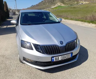 Kiralık bir Skoda Octavia Tiran'da, Arnavutluk ön görünümü ✓ Araç #6237. ✓ Manuel TM ✓ 0 yorumlar.