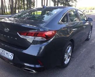 Petrol 2.0L engine of Hyundai Sonata 2019 for rental in Minsk.