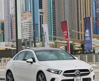 Mercedes-Benz A-Class 2021 avec Voiture à traction avant système, disponible à Dubaï.