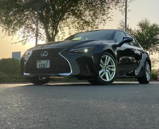 تأجير سيارة Lexus IS300 رقم 6152 بناقل حركة أوتوماتيكي في في دبي، مجهزة بمحرك 2,5 لتر ➤ من عقيل في في الإمارات العربية المتحدة.