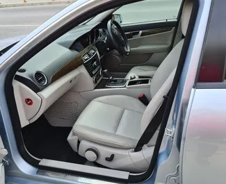 Ενοικίαση αυτοκινήτου Mercedes-Benz C-Class 2014 στην Κύπρο, περιλαμβάνει ✓ καύσιμο Ντίζελ και  ίππους ➤ Από 54 EUR ανά ημέρα.