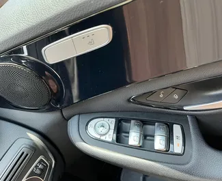 Mercedes-Benz C-Class 2019 on rentimiseks saadaval Limassolis, piiranguga piiramatu kilomeetrit.