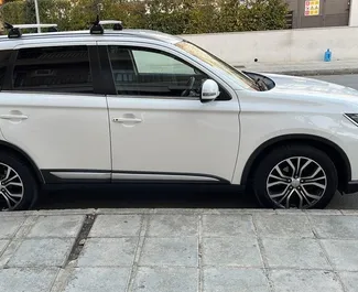 Прокат машини Mitsubishi Outlander #5917 (Автомат) в Лімасолі, з двигуном 1,8л. Дизель ➤ Безпосередньо від Александер на Кіпрі.