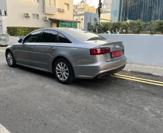 محرك البنزين بسعة 2,2 لتر لسيارة Audi A6 2019 للإيجار في في ليماسول.