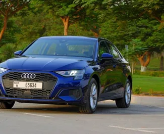 Vista frontal de um aluguel Audi A3 Sedan no Dubai, Emirados Árabes Unidos ✓ Carro #5954. ✓ Transmissão Automático TM ✓ 0 avaliações.