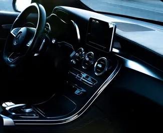 Mercedes-Benz GLC-Class vuokraus. Mukavuus, Premium, Crossover auto vuokrattavana Montenegrossa ✓ Ilman talletusta ✓ Vakuutusvaihtoehdot: TPL, CDW, SCDW, Varkaus, Ulkomailla.