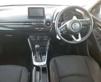 租车 Mazda Demio #6507 Automatic 在 在拉纳卡，配备 1.4L 发动机 ➤ 来自 Panicos 在塞浦路斯。