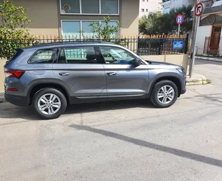 Alquiler de coches Skoda Kodiaq n.º 6316 Automático en el aeropuerto de Atenas, equipado con motor de 2,0L ➤ De Theodore en Grecia.